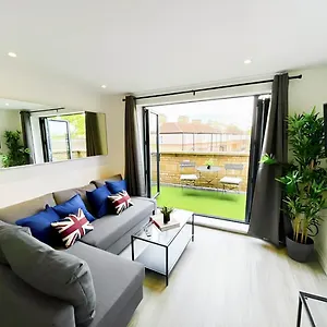 Lux Bermondsey Near Tower Bridge London